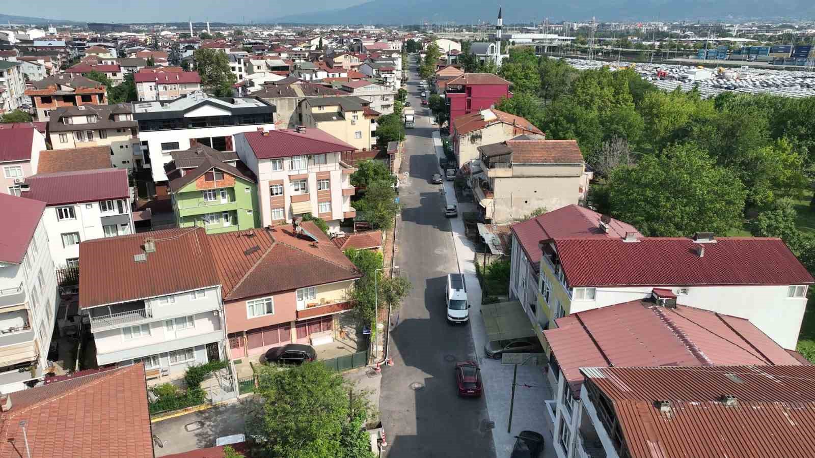 kartepe-de-27-cadde-ve-sokak-yenilendi