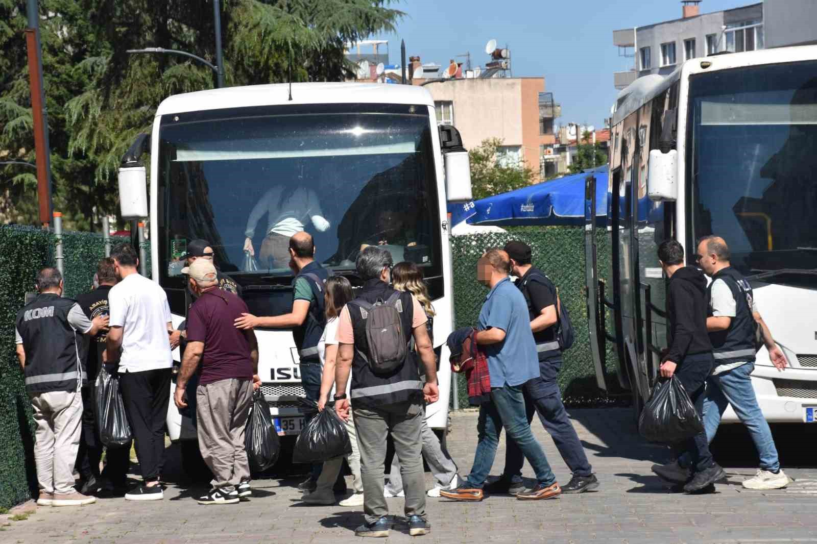 ege-universitesi-ndeki-yolsuzluk-operasyonunda-eski-dekan-ve-bashekim-dahil-27-tutuklama