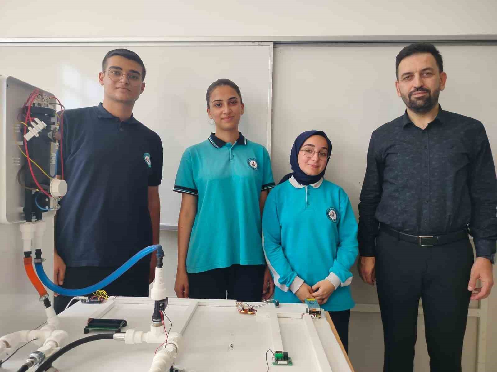 elazigli-ogrenciler-dunya-finalinde-su-tasarrufu-projesiyle-11-bin-basvuruyu-geride-biraktilar