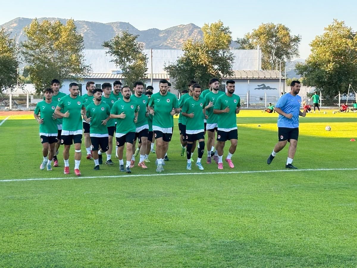incirliova-belediyespor-da-hedef-3-lig