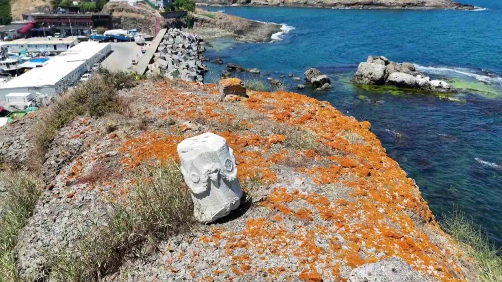sariyer-de-2-bin-yillik-pompei-sutunu-bakimsizliga-terk-edildi
