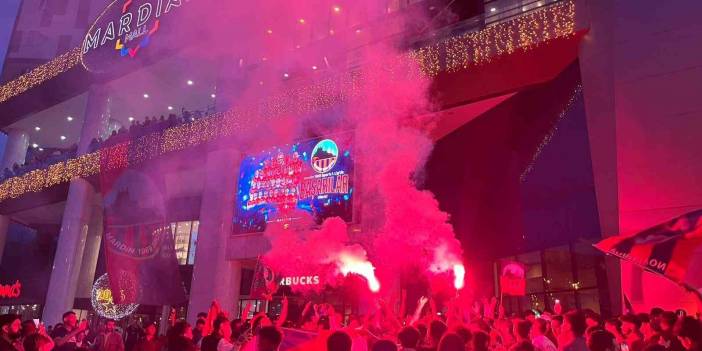 Mardin’de şampiyonluk gecesinin adresi Mardian Mall oldu