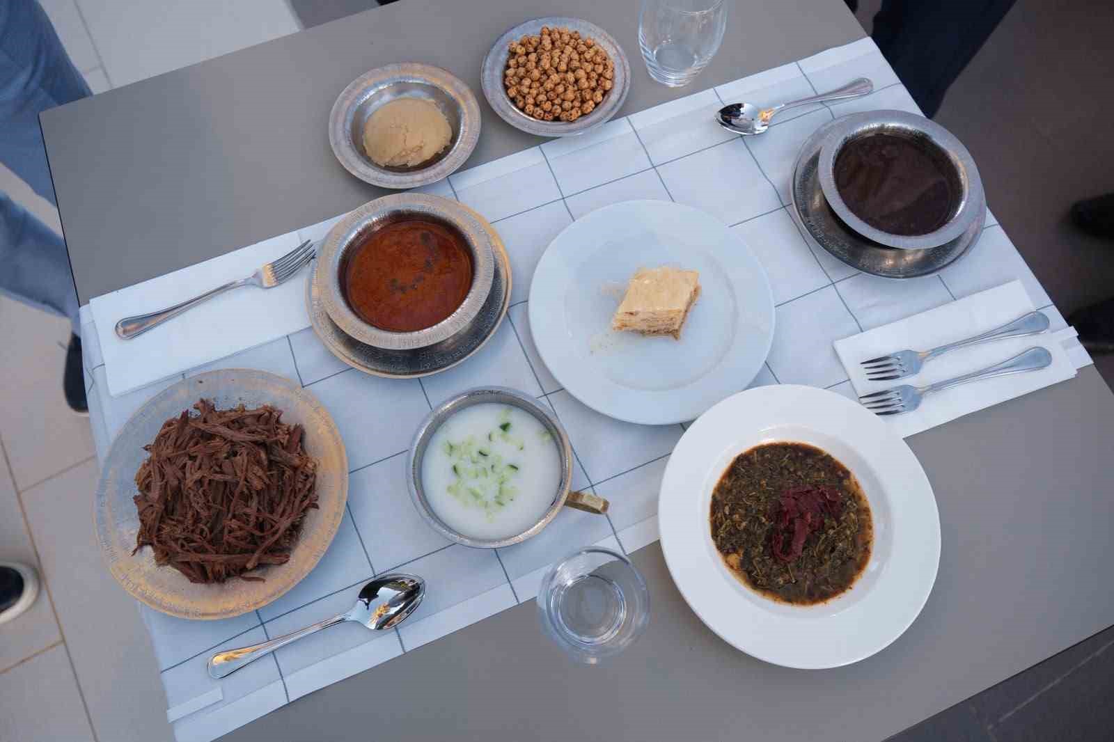 corum-un-lezzetleri-bodrum-da-begeniye-sunuldu
