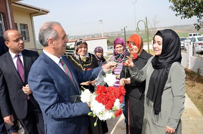 Dünya Kadınlar Günü’nde El Emeği Göz Nuru Sergisi