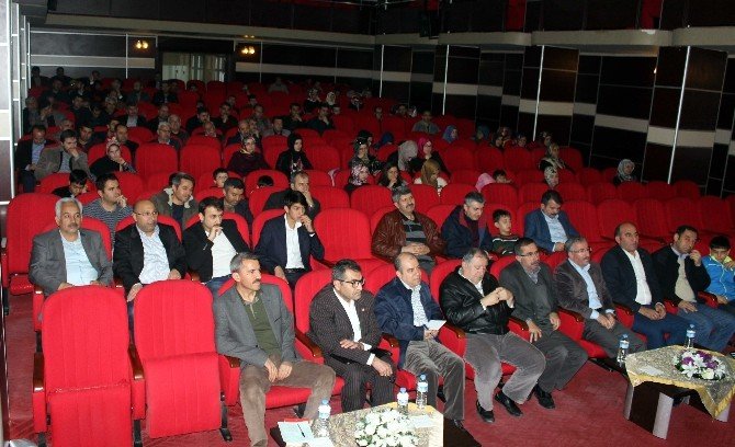 ’İslam Dünyasında Siyasal Bunalım Ve Çözüm Önerileri’ Söyleşisi Gerçekleştirildi