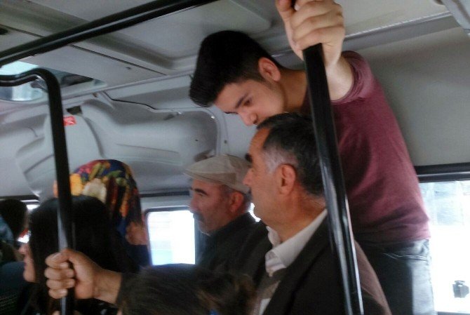 Yolcular Zor Anlar Yaşıyor