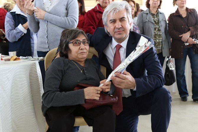 Akhisar Belediyesi’nde 8 Mart Dünya Kadınlar Günü