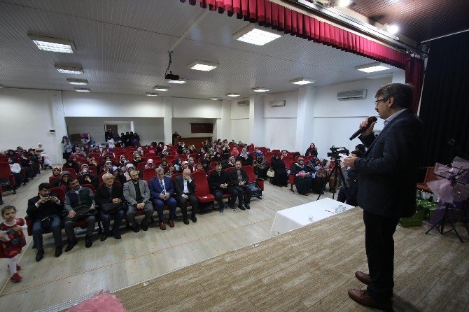 Akyazı’da Güzel Kuran Okuyan Öğrenciler Ödüllendirildi