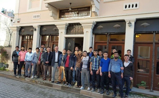 Alaçam Kur’an Kursu Öğrencilerinin Müze Ziyareti