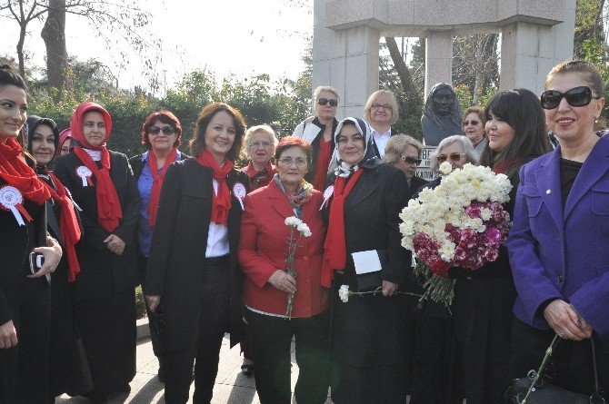 Altıeylül Kent Konseyinden 8 Mart Kutlaması