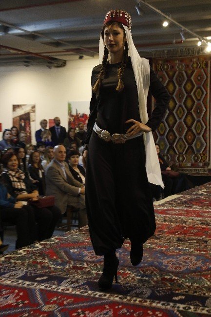 Kadın Müzesi’nden Yörük Gelini Defilesi