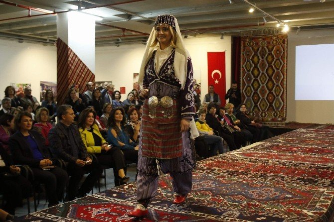 Kadın Müzesi’nden Yörük Gelini Defilesi