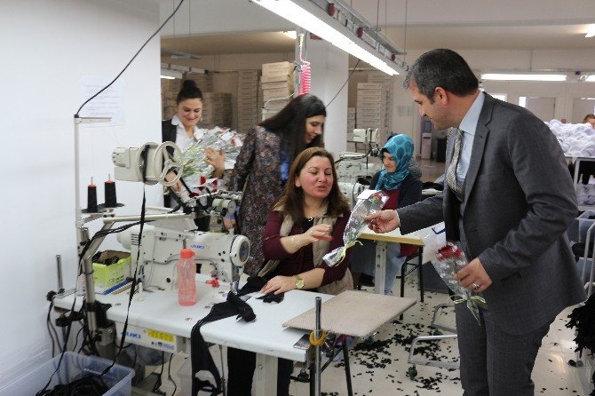 Bakan Yemenici Çalışan Kadınlarını Unutmadı