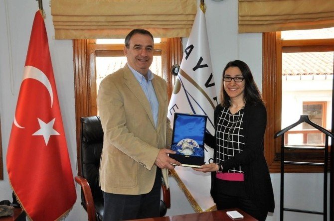 Erzurum Atatürk Üniversitesi Mimarlık Bölümü Öğrencileri Ayvalık’ta Mimari Proje Çalışması Yaptı