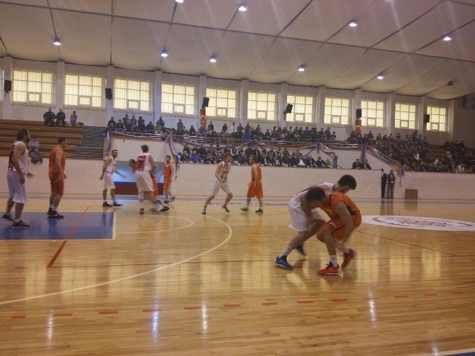 Bilecik Belediyespor Mağlubiyetle Tanıştı