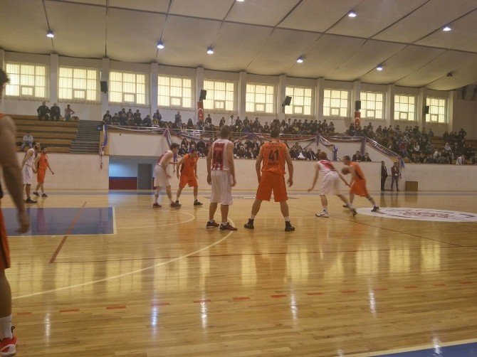 Bilecik Belediyespor Mağlubiyetle Tanıştı