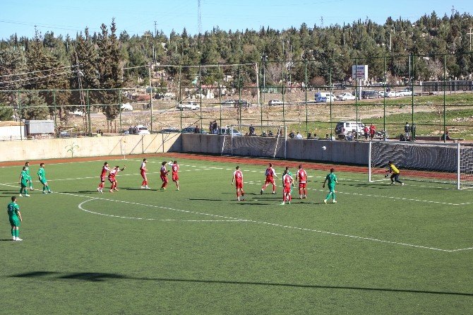Şehitkamil Belediyespor Farklı Kazandı