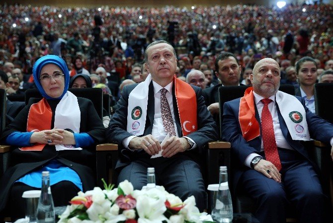 Cumhurbaşkanı Erdoğan’dan Chp’li Belediyelerin Afişlerine Sert Tepki