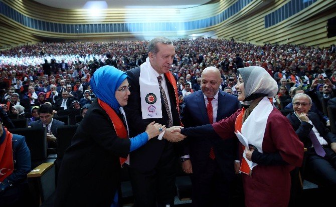 Cumhurbaşkanı Erdoğan’dan Chp’li Belediyelerin Afişlerine Sert Tepki