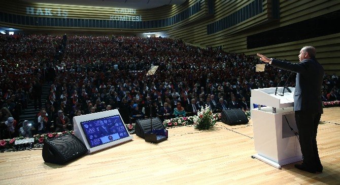 Cumhurbaşkanı Erdoğan’dan Chp’li Belediyelerin Afişlerine Sert Tepki