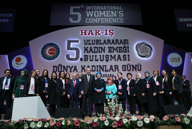 Cumhurbaşkanı Erdoğan’dan Chp’li Belediyelerin Afişlerine Sert Tepki