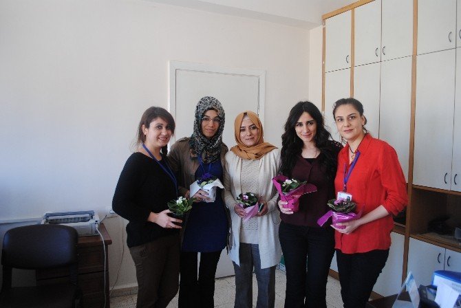 Dicle Elektrik, Kadınlar Günü’nü Unutmadı