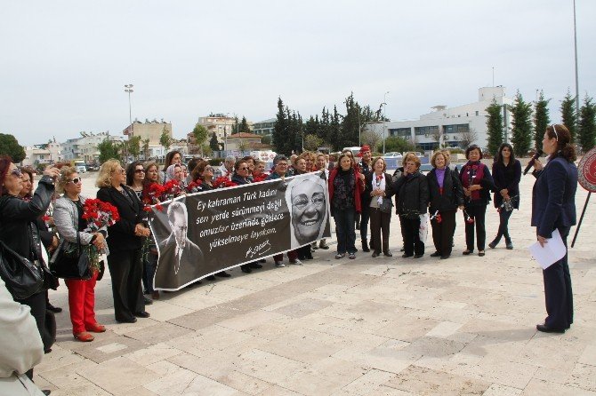 Didim’de Chp’li Kadınlar 8 Mart’ı Kutladı