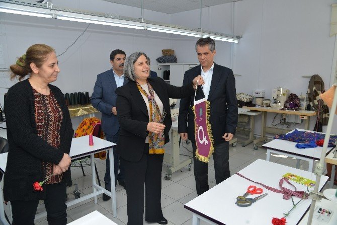 Eş Başkanlardan Fabrikalara 8 Mart Ziyareti