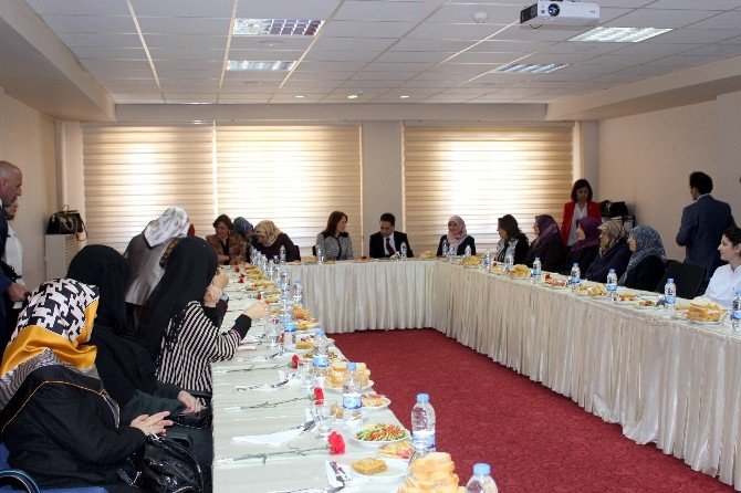 Erzurum Halk Sağlığı Müdürlüğü’nde “8 Mart Dünya Kadınlar Günü” Toplantısı