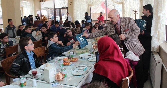 Erzurum Öğrencileri İle Buluşuyor