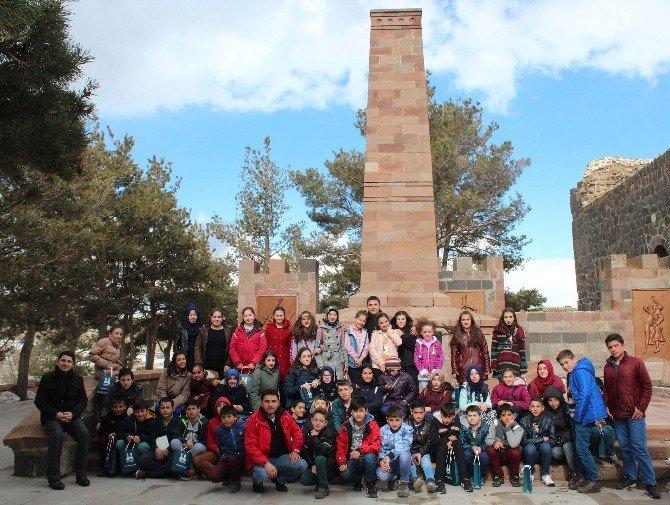 Erzurum Öğrencileri İle Buluşuyor