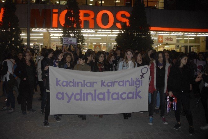 Fenerli "8 Mart Dünya Kadınlar Günü" Yürüyüşü