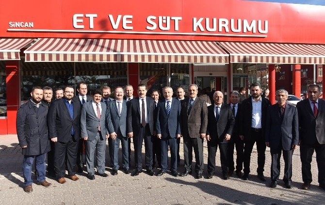 Bakan Çelik, Esk Sincan Kombina Müdürlüğü’nü Ziyaret Etti