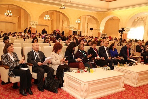 Mahatma Gandhi’nin Torunu Ela Gandhi, Gazi Üniversitesi’nde