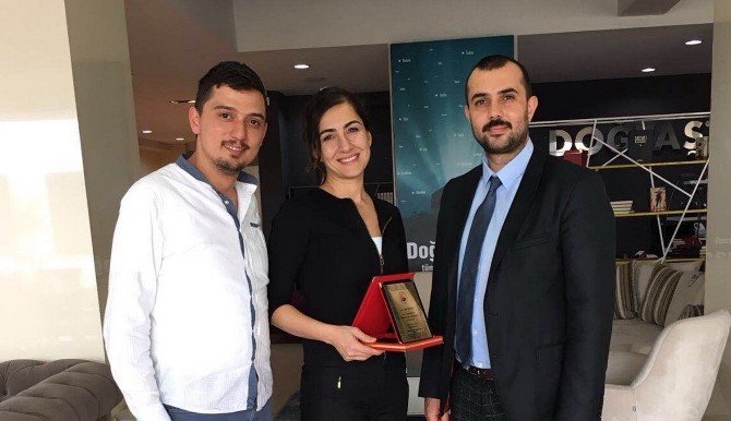 Uşak’ta Genç Girişimcilerden 8 Mart Sürprizi