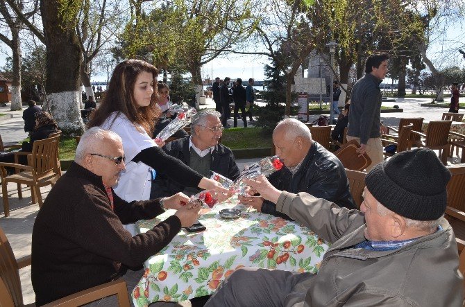 Sokakta Kadına Şiddeti Anlattılar