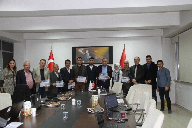 Gençlik Meclisinden Muhtarlara Eğitim