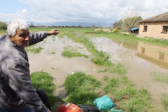 Ödemiş’te Taşkınlar Vatandaşları İsyan Ettirdi