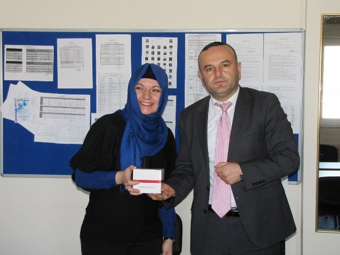 Bayan Öğretmenlere ’Dünya Kadınlar Günü’ Kutlaması