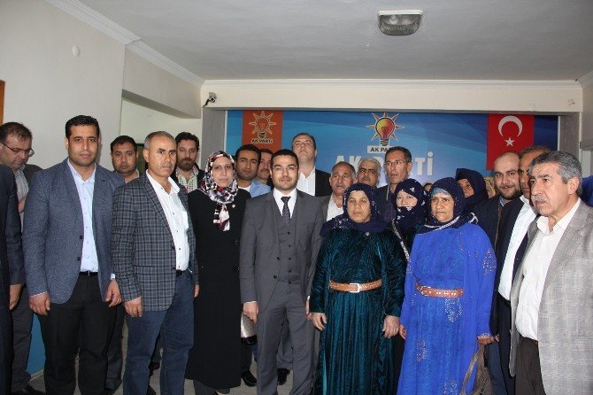 Kadınlar Gününde Şehit Ailelerini Ziyaret Ettiler