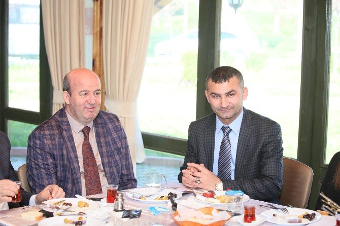 Bilgi Evi Kursiyerleri Kahvaltıda Buluştu