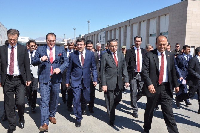 Kalkınma Bakanı Yılmaz: “Cizre Ve Silopi’de Hayatı Rahatlatıcı Çalışmalarımız Var”