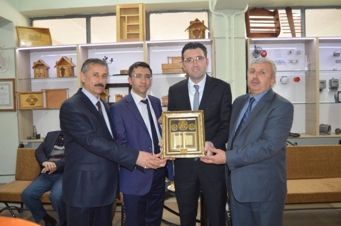 Tavşanlı’da Kariyer Günleri