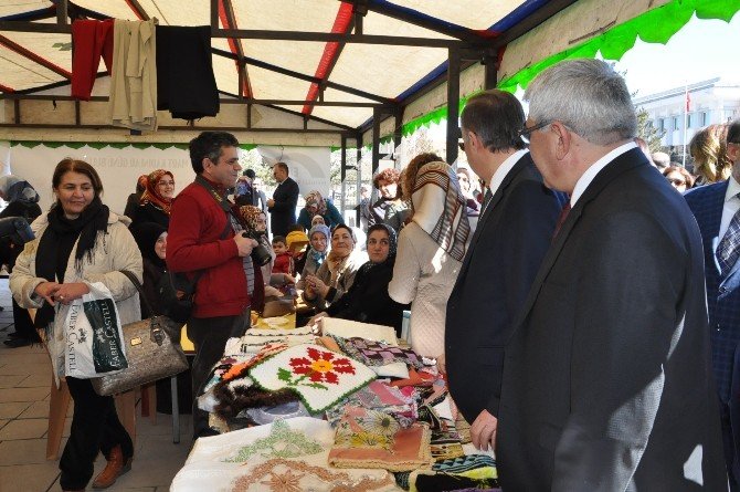 Kars’ta 8 Mart Kadınlar Günü Kermesi