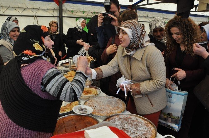 Kars’ta 8 Mart Kadınlar Günü Kermesi