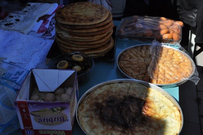 Kars’ta 8 Mart Kadınlar Günü Kermesi