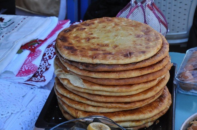 Kars’ta 8 Mart Kadınlar Günü Kermesi