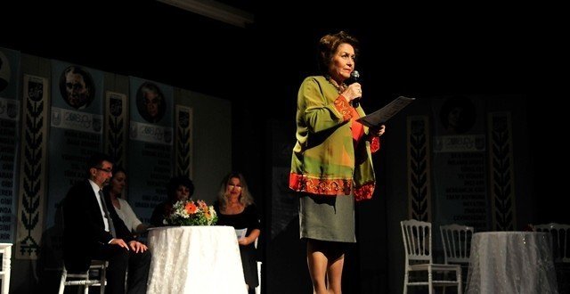 Kadın Yılı Etkinlikleri Kapsamında Şiir Dinletisi Düzenlendi