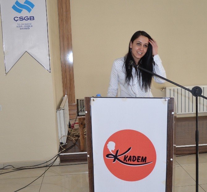 Kız Çocuklarının Okula Devamı İçin Toplantı