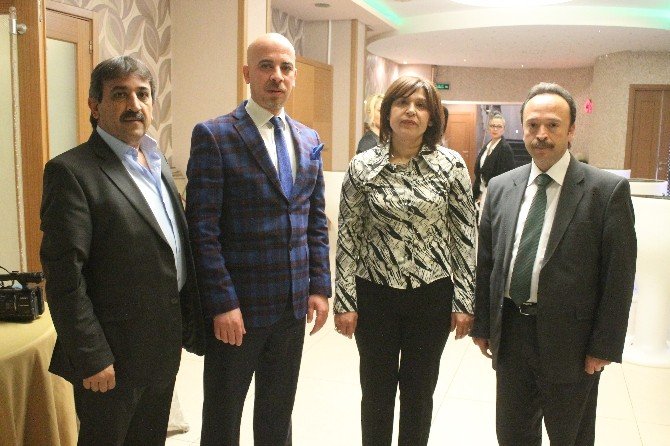 Konya Berberler Ve Kuaförler Odası’ndan Dünya Kadınlar Günü Etkinliği